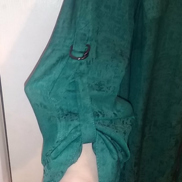 Rock & Republic top - Picture 9 of 12